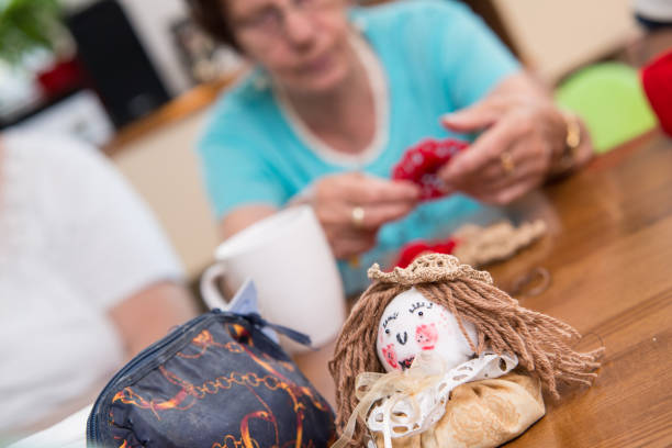 Why Short Crochet Sessions Beat Scrolling for Your Brain